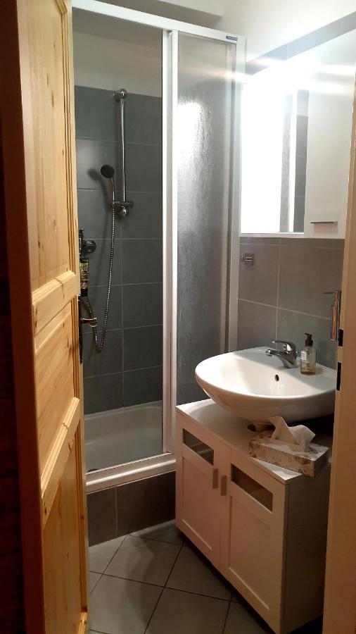 Apartma Raj V Ramzove Остружна Екстер'єр фото